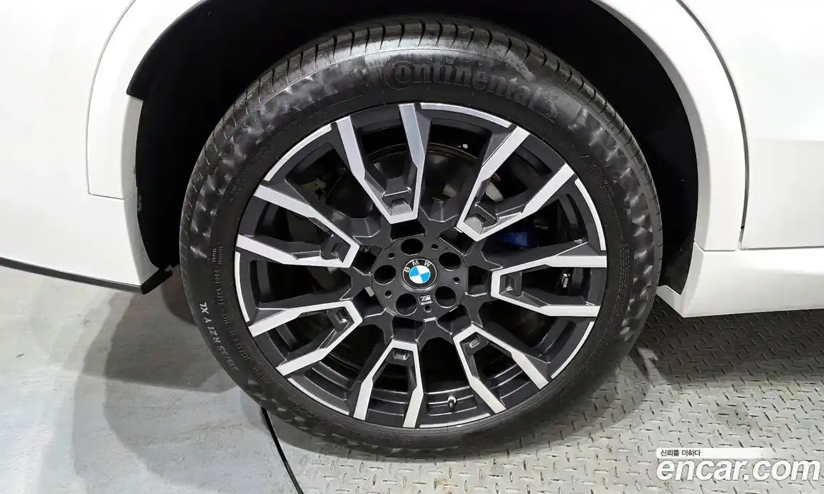 BMW X5 2024 3.0 Автомат в Москве № 590668, фото 5