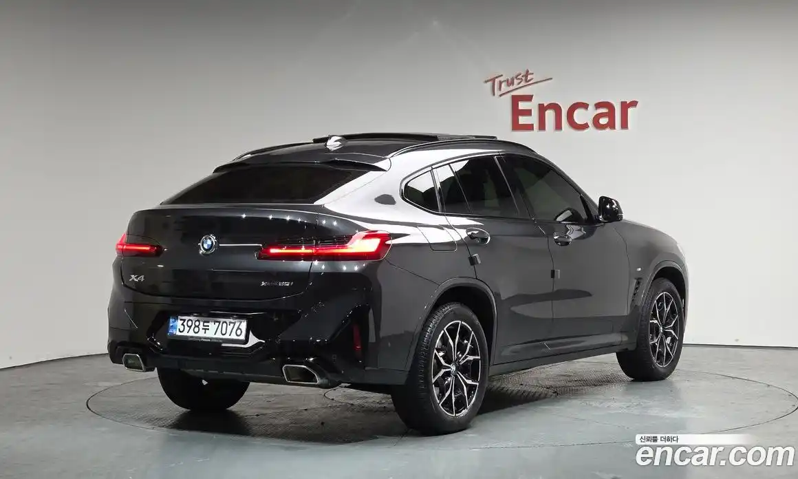 BMW X4 2024 2.0 Автомат в Москве № 590716, фото 1