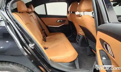 BMW 3-Series 2023 2.0 Автомат в Москве № 590979, миниатюра 12