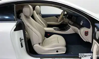 Mercedes-Benz E-Class 2023 2.0 Автомат в Москве № 592042, миниатюра 11