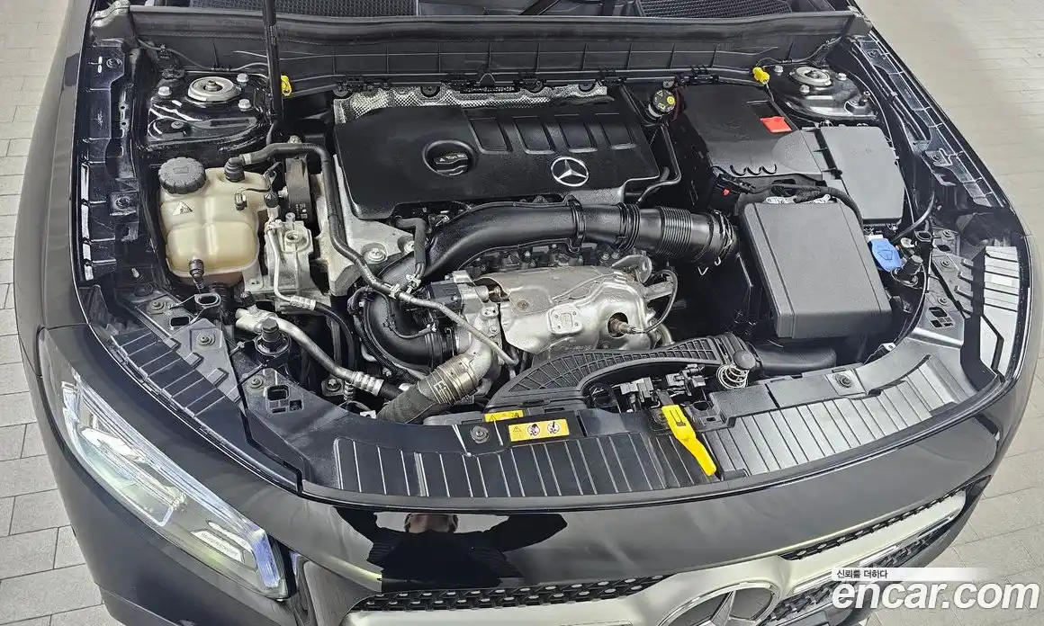 Mercedes-Benz GLB-Class 2020 2.0 Автомат в Москве № 592066, фото 6