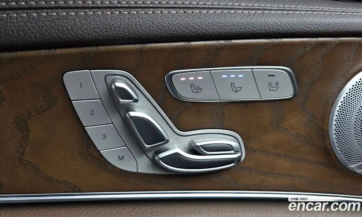 Mercedes-Benz E-Class 2020 2.0 Автомат в Москве № 592536, фото 16