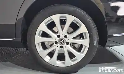 Mercedes-Benz E-Class 2020 2.0 Автомат в Москве № 592536, миниатюра 4