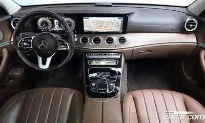 Mercedes-Benz E-Class 2020 2.0 Автомат в Москве № 592536, миниатюра 6