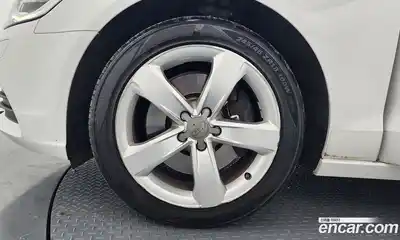 Audi A6 2015 2.0 Автомат в Москве № 592841, миниатюра 5