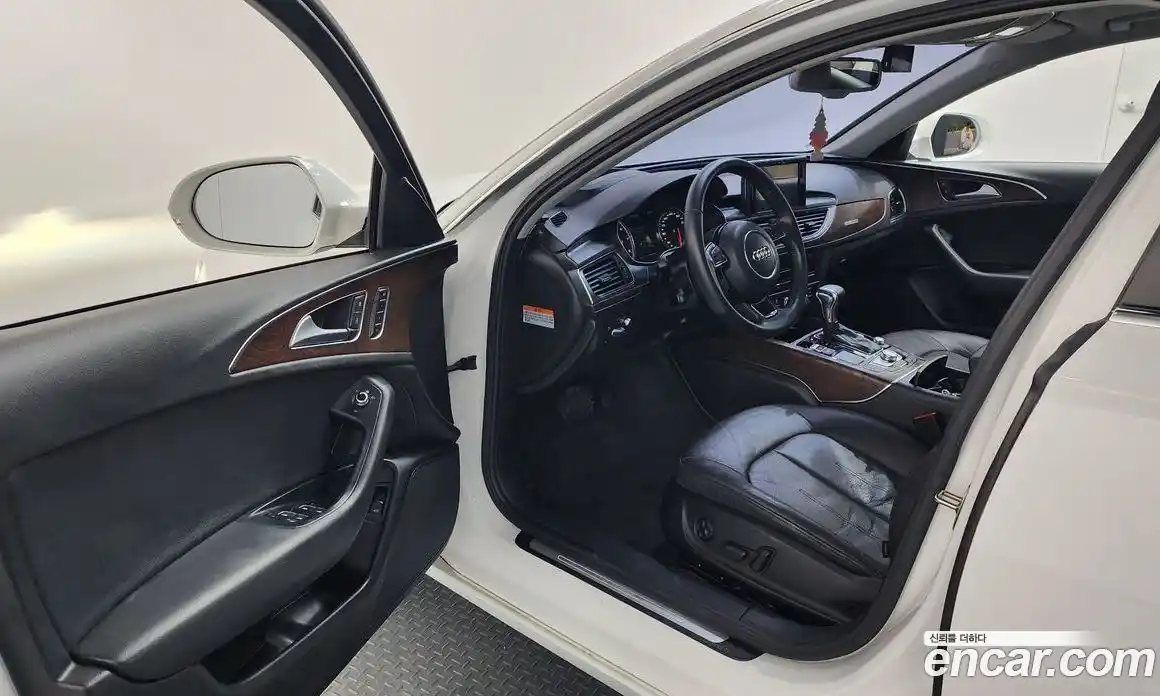 Audi A6 2015 2.0 Автомат в Москве № 592841, фото 10