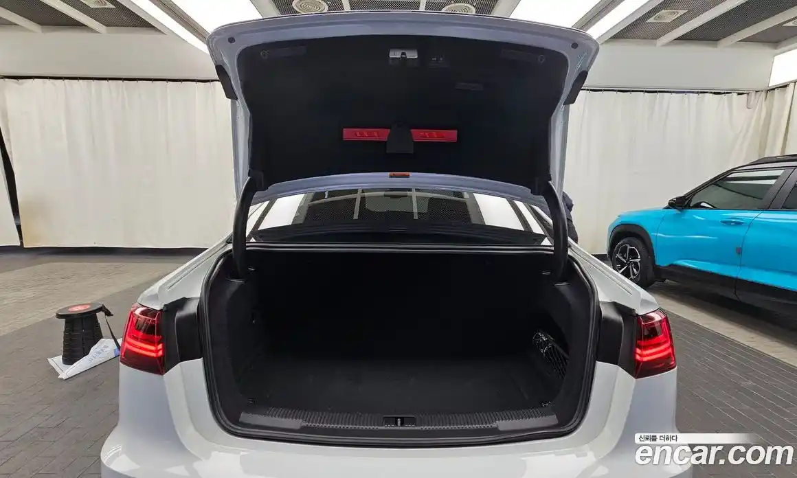 Audi A6 2018 2.0 Автомат в Москве № 593078, фото 20