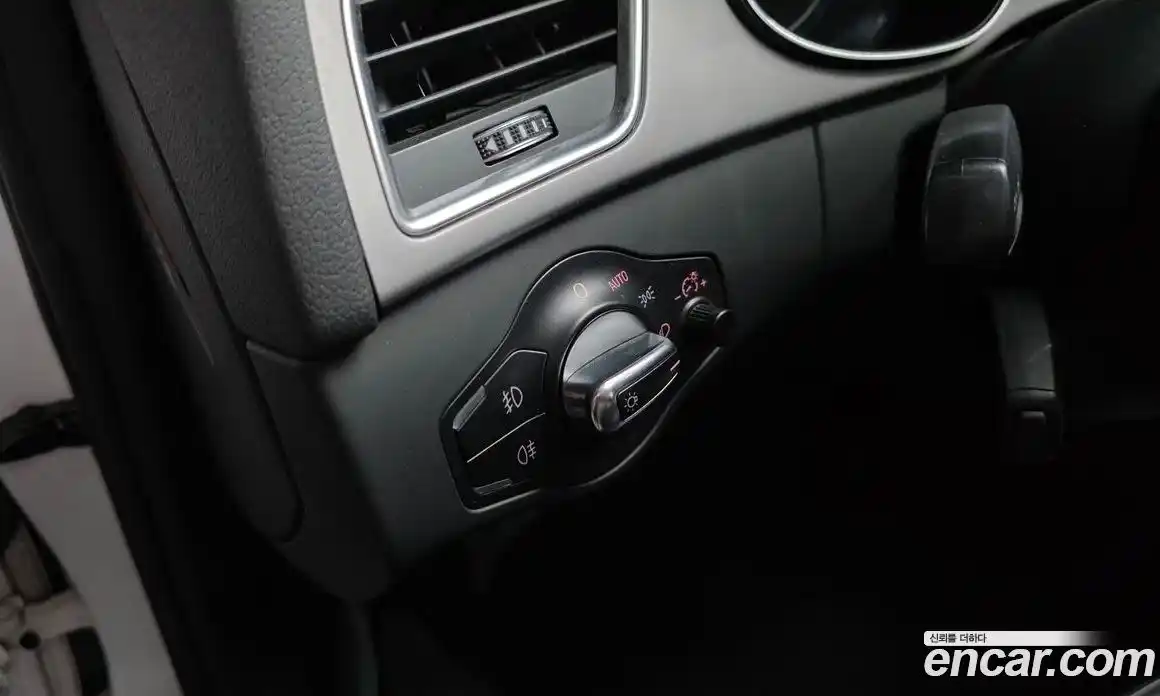 Audi A4 2013 2.0 Автомат в Москве № 593340, фото 18