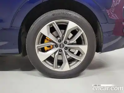 Audi e-tron 2020 Автомат в Москве № 593390, миниатюра 5