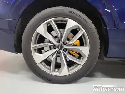 Audi e-tron 2020 Автомат в Москве № 593390, миниатюра 7