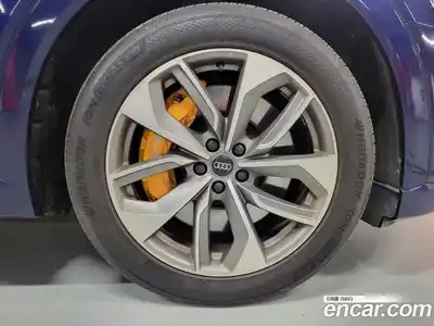 Audi e-tron 2020 Автомат в Москве № 593390, миниатюра 8