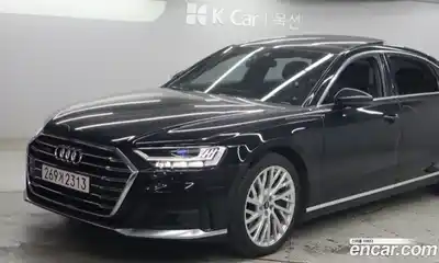 Audi A8, 2021