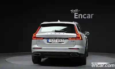 Volvo V60 2021 2.0 Автомат в Москве № 593646, миниатюра 4