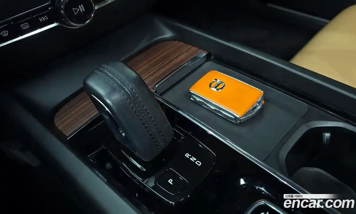 Volvo V60 2021 2.0 Автомат в Москве № 593646, фото 9