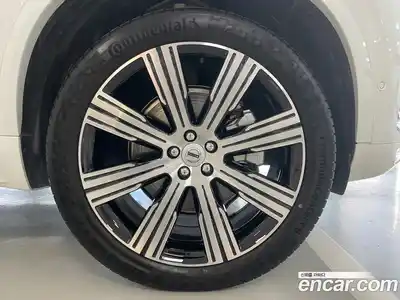 Volvo XC90 2025 2.0 Автомат в Москве № 593810, миниатюра 5