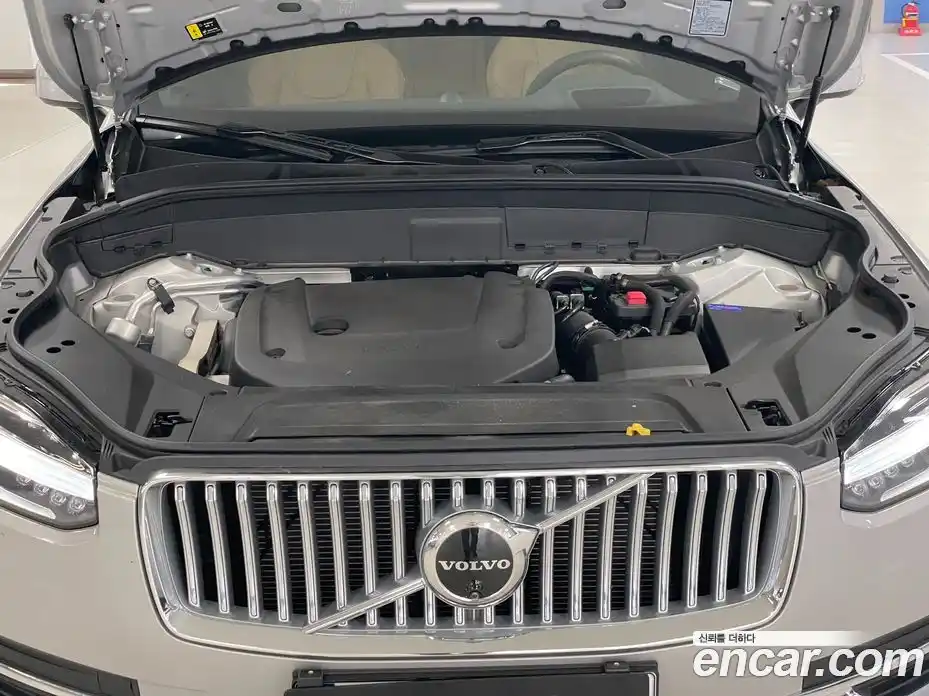Volvo XC90 2025 2.0 Автомат в Москве № 593810, фото 6
