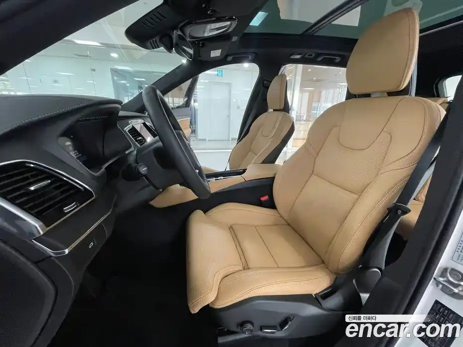 Volvo XC90 2025 2.0 Автомат в Москве № 593810, фото 10
