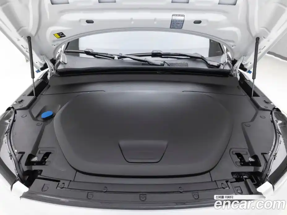 Volvo C40 2024 Автомат в Москве № 593857, фото 6