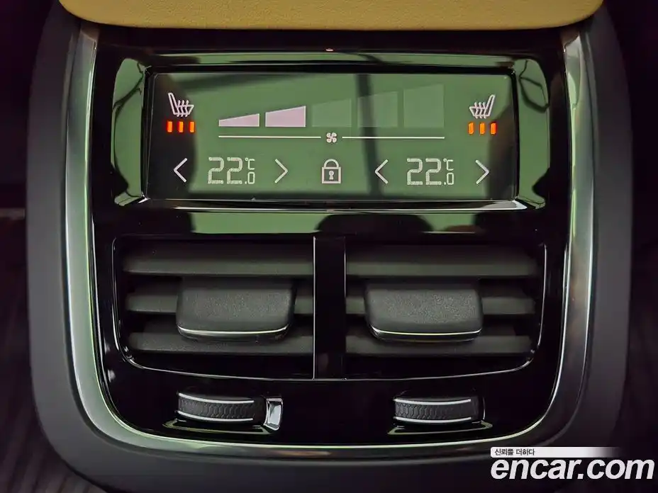 Volvo XC90 2022 2.0 Автомат в Москве № 593885, фото 17