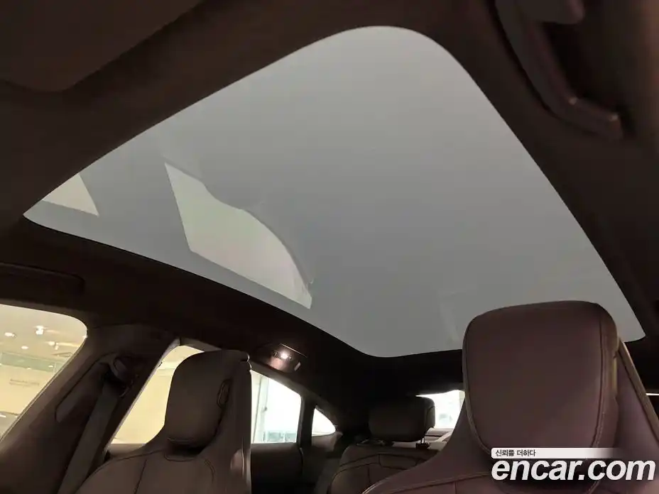 Porsche Taycan 2024 0.1 Автомат в Москве № 594393, фото 16