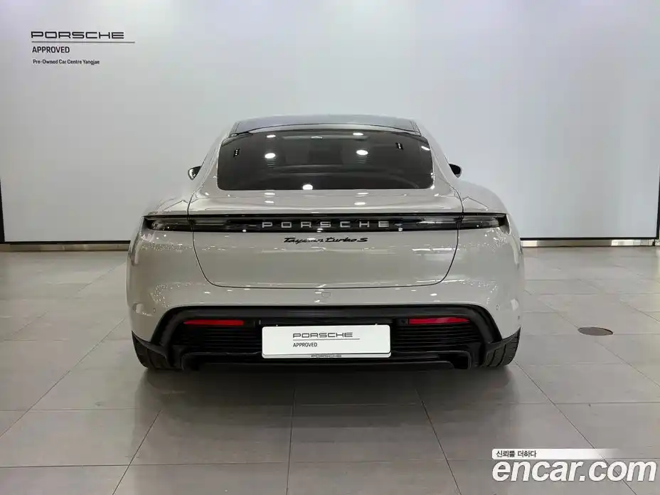 Porsche Taycan 2024 0.1 Автомат в Москве № 594393, фото 5