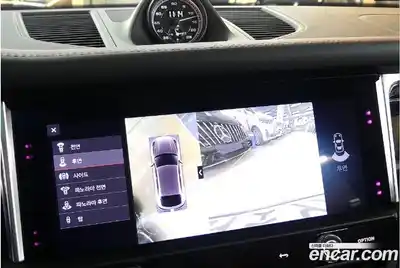 Porsche Macan 2024 1.6 Автомат в Москве № 594413, миниатюра 12