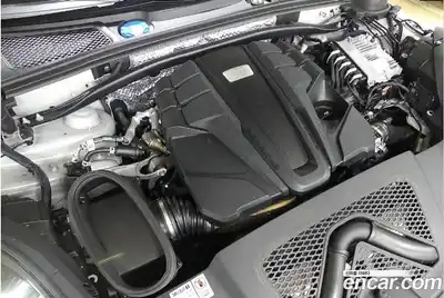 Porsche Macan 2024 1.6 Автомат в Москве № 594413, миниатюра 4