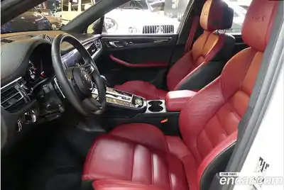 Porsche Macan 2024 1.6 Автомат в Москве № 594413, миниатюра 8