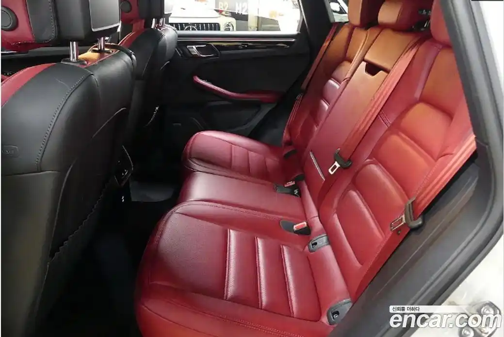 Porsche Macan 2024 1.6 Автомат в Москве № 594413, фото 9