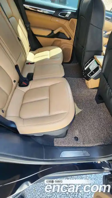 Porsche Cayenne 2015 4.1 Автомат в Москве № 594583, фото 14