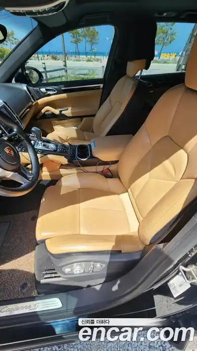 Porsche Cayenne 2015 4.1 Автомат в Москве № 594583, фото 5