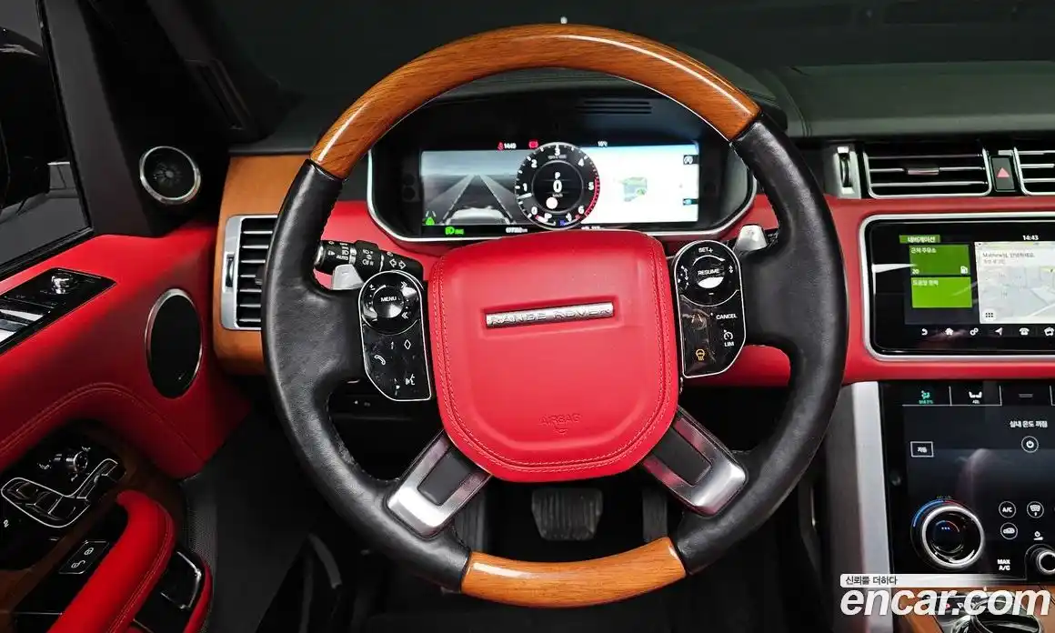 Land Rover Range-Rover 2018 4.4 Автомат в Москве № 594683, фото 13