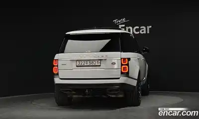 Land Rover Range-Rover 2018 4.4 Автомат в Москве № 594683, миниатюра 4