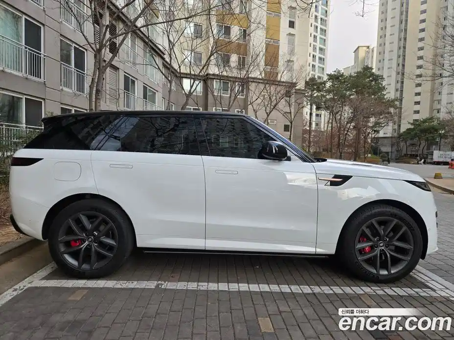 Land Rover Range-Rover Sport 2025 3.0 Автомат в Москве № 594859, фото 3