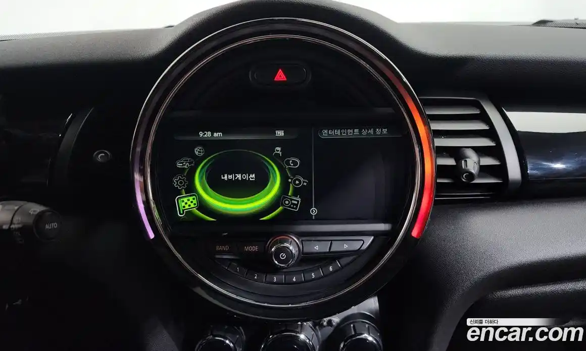 Mini Cooper 2017 1.5 Автомат в Москве № 595067, фото 15