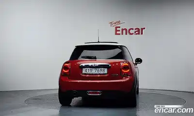 Mini Cooper 2017 1.5 Автомат в Москве № 595067, миниатюра 4