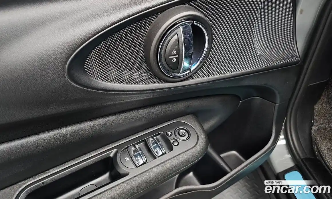 Mini Clubman 2021 2.0 Автомат в Москве № 595069, фото 17