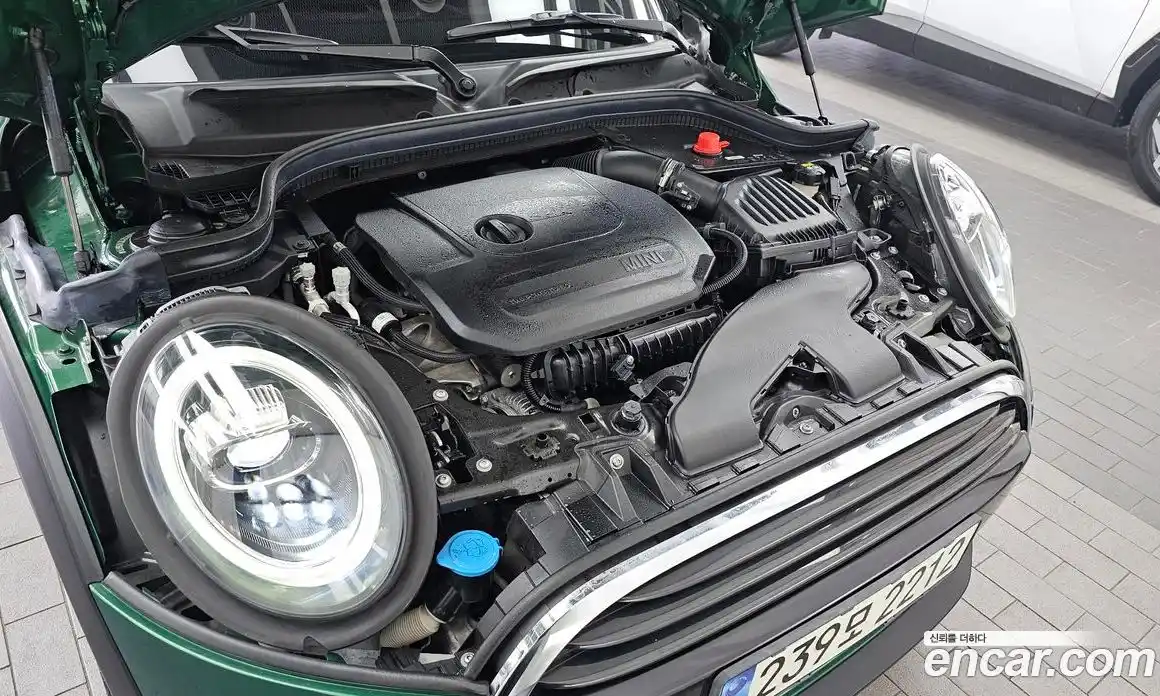 Mini Cooper 2021 1.5 Автомат в Москве № 595177, фото 6