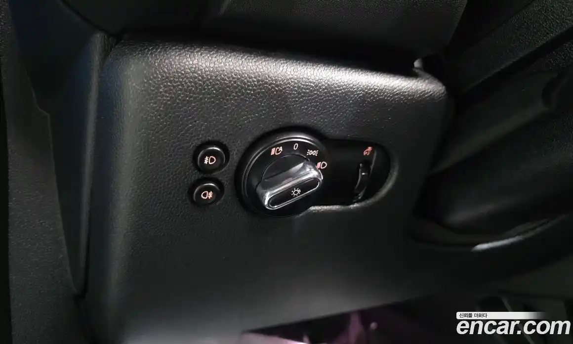 Mini Cooper 2019 1.5 Автомат в Москве № 595183, фото 17