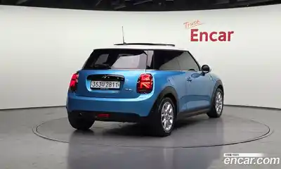 Mini Cooper 2019 1.5 Автомат в Москве № 595183, миниатюра 2