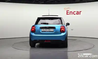 Mini Cooper 2019 1.5 Автомат в Москве № 595183, миниатюра 4