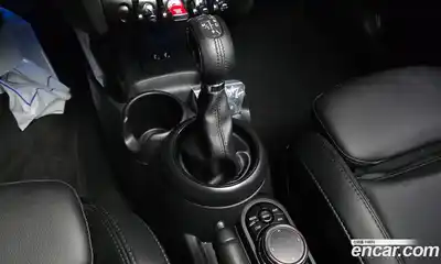 Mini Cooper 2019 1.5 Автомат в Москве № 595183, миниатюра 9