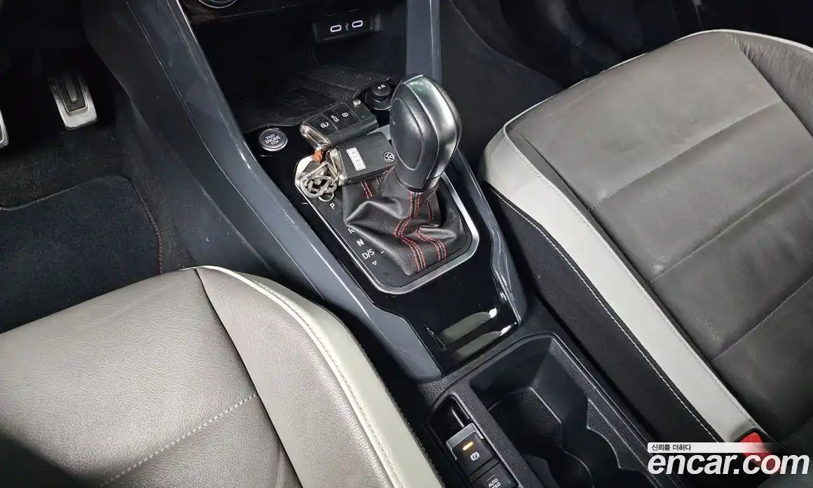 Volkswagen T-Roc 2021 2.0 Автомат в Москве № 595593, фото 9