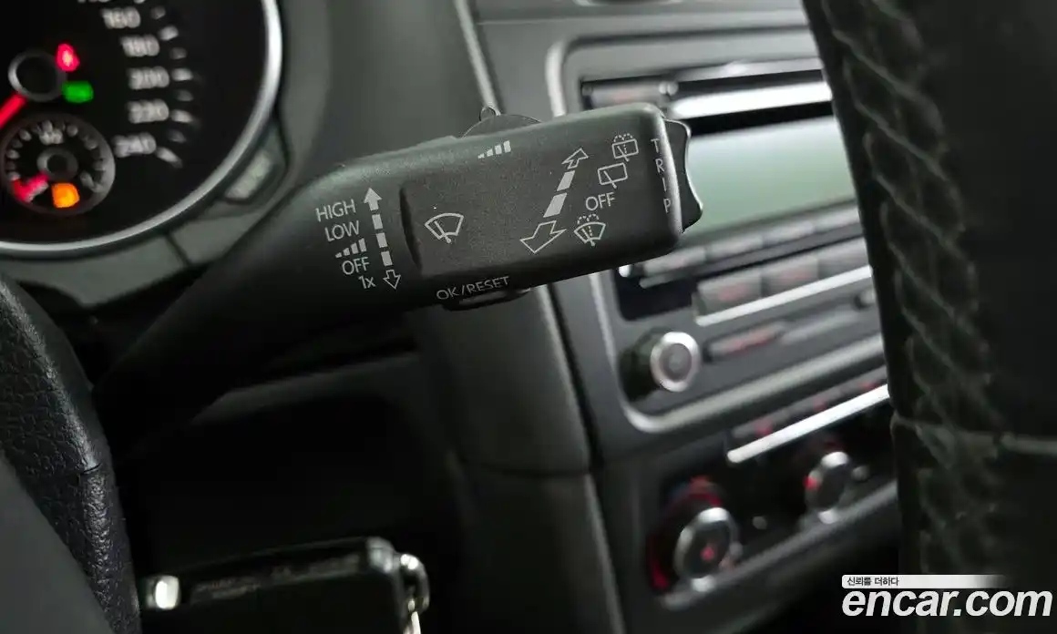 Volkswagen Golf 2011 1.6 Автомат в Москве № 595672, фото 18