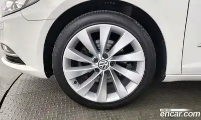 Volkswagen CC 2016 2.0 Автомат в Москве № 595772, миниатюра 5