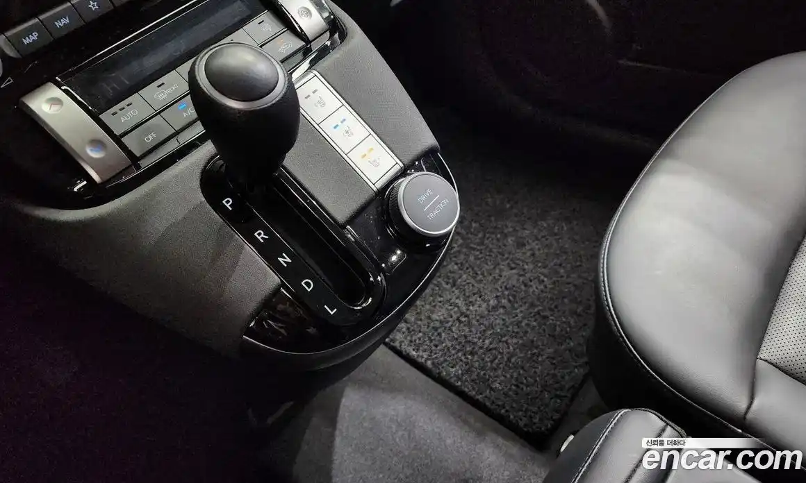 Hyundai Casper 2023 1.0 Автомат в Москве № 607895, фото 9