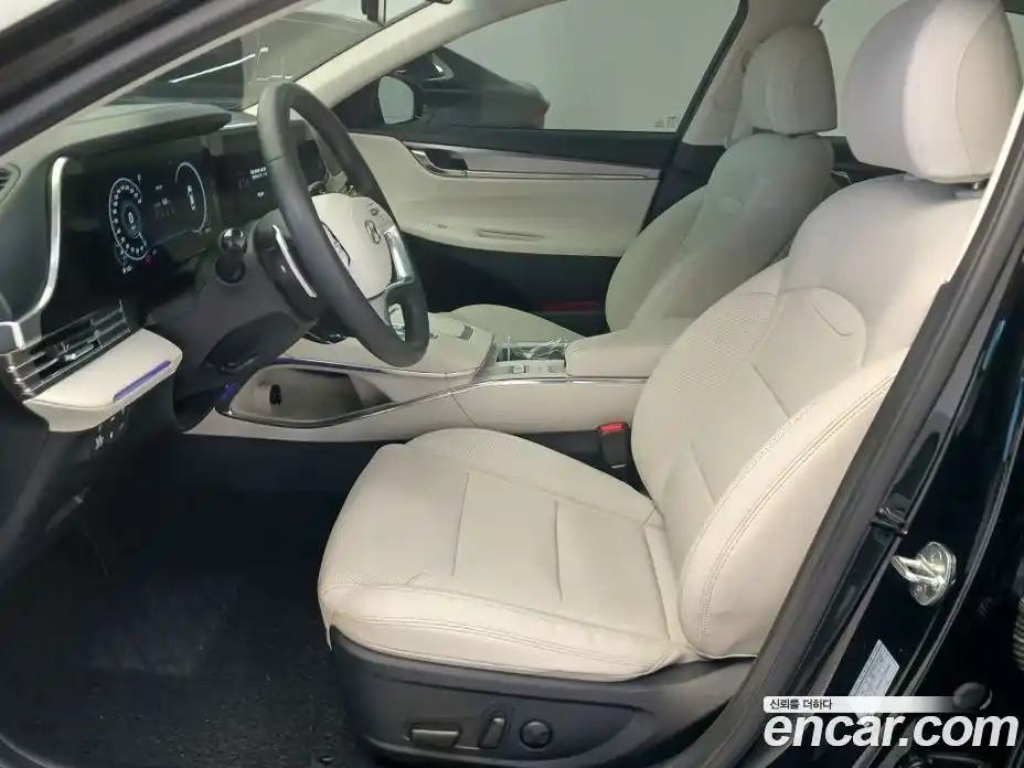 Hyundai Grandeur 2022 2.5 Автомат в Москве № 608215, фото 9