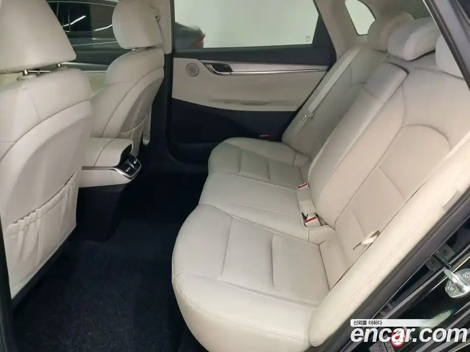 Hyundai Grandeur 2022 2.5 Автомат в Москве № 608215, фото 10