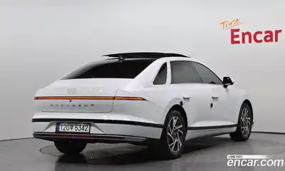 Hyundai Grandeur 2025 1.6 Автомат в Москве № 608353, миниатюра 2