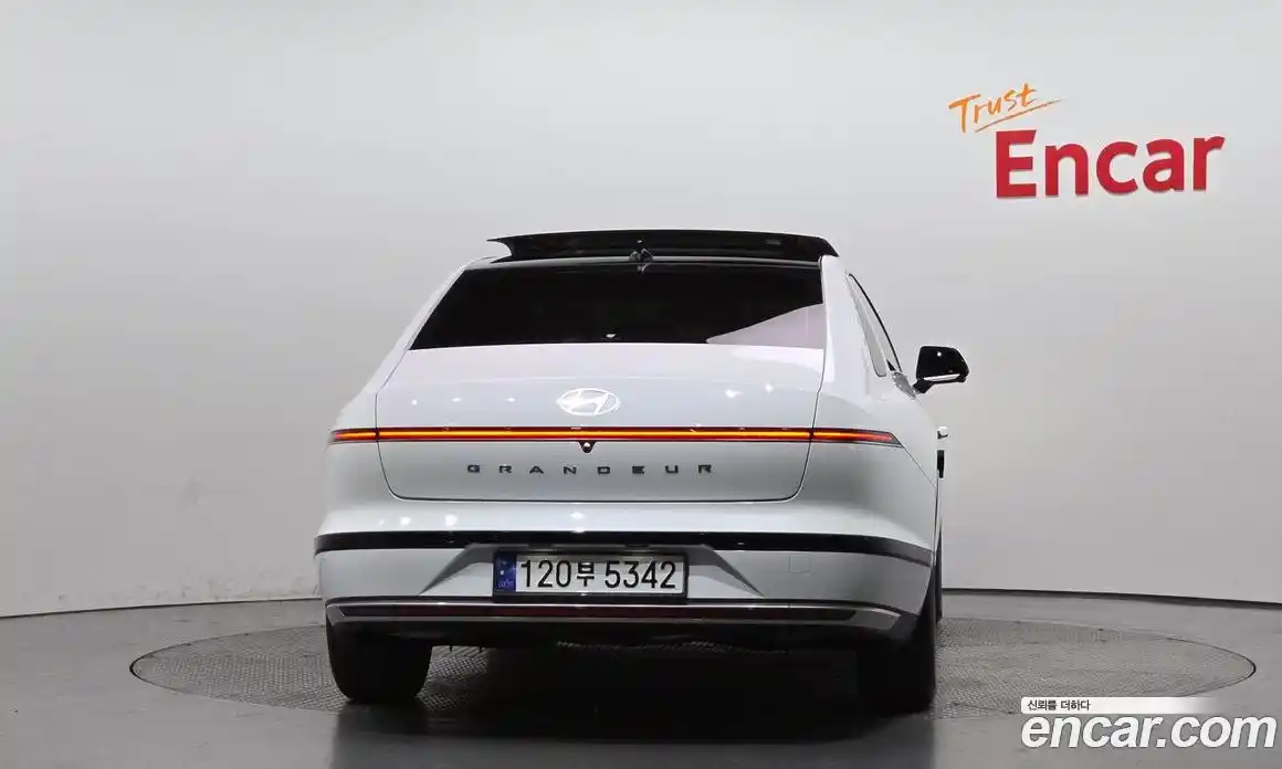 Hyundai Grandeur 2025 1.6 Автомат в Москве № 608353, фото 4